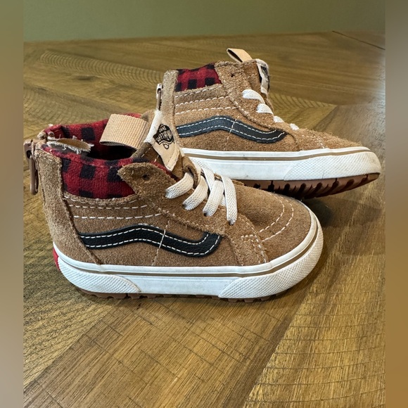 Vans MTE Tan and Black Toddler High-Top Sneakers - Picture 5 of 12